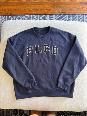 FLEO women’s Navy Crewneck Sweatshirt